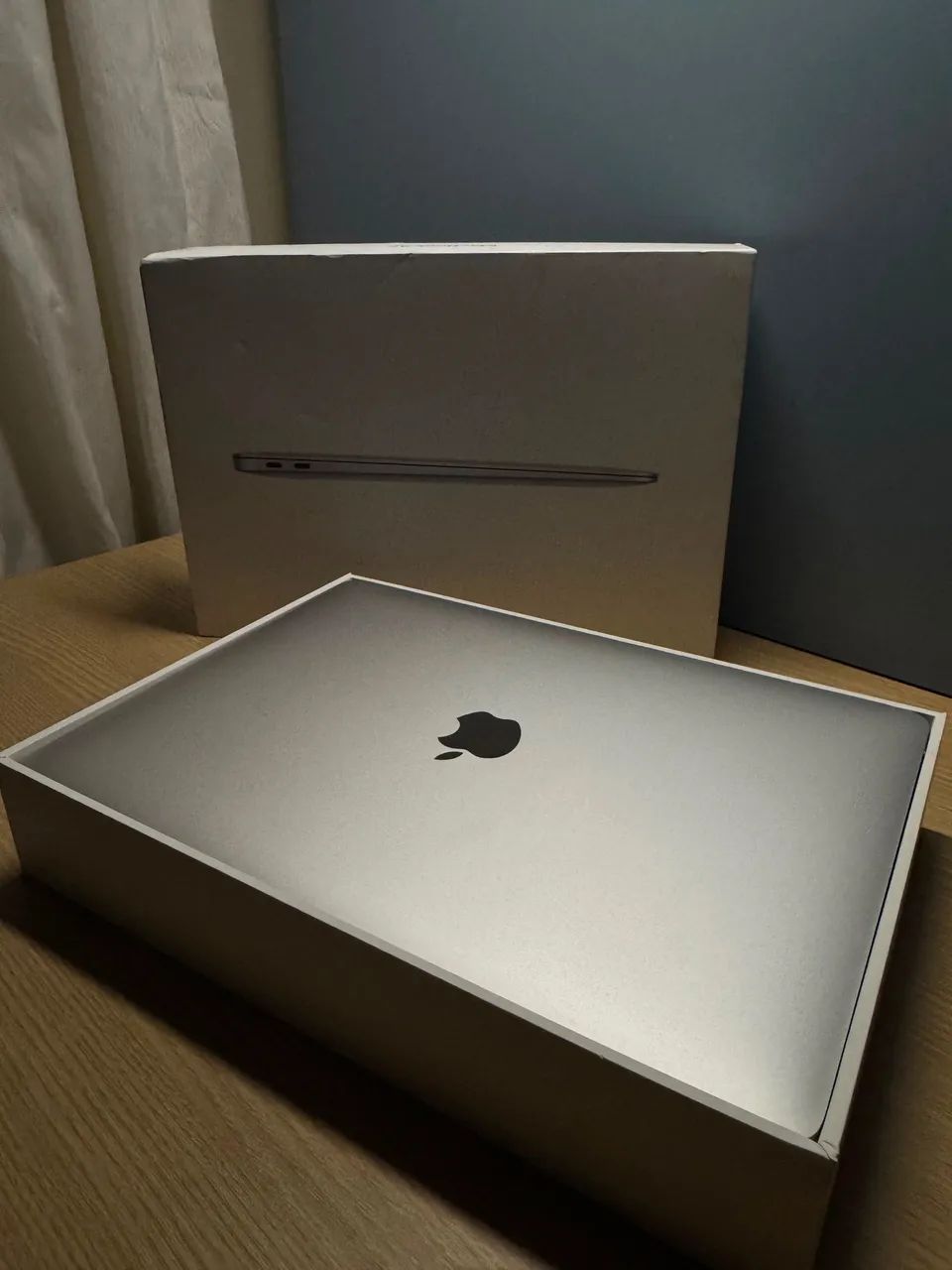 MacBook Air m1 - 256gb - 8gb de ram.