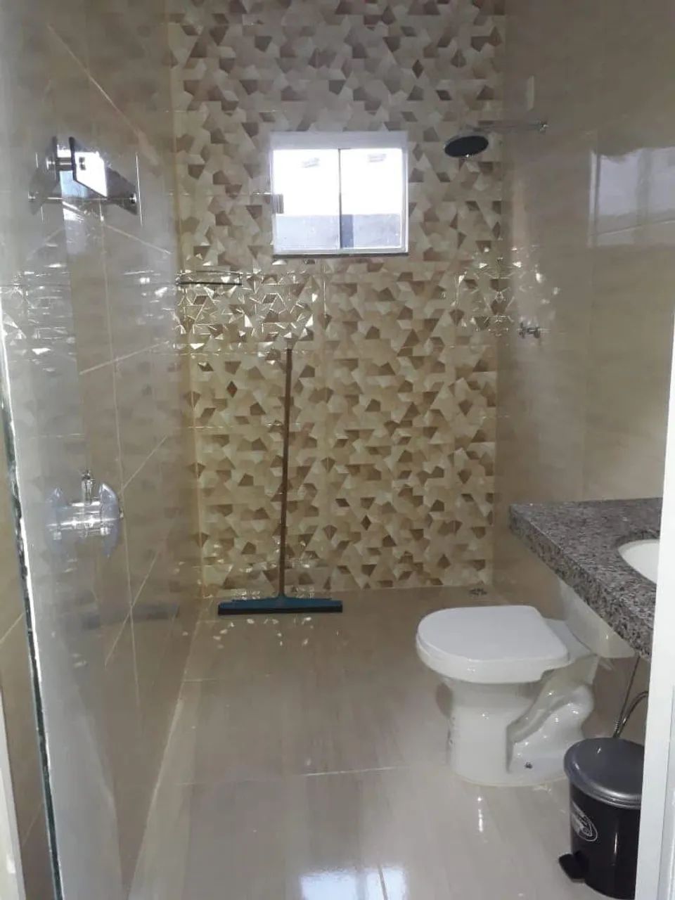 Casa com menus de 3 anos de construção e em estado novo  - Foto 3