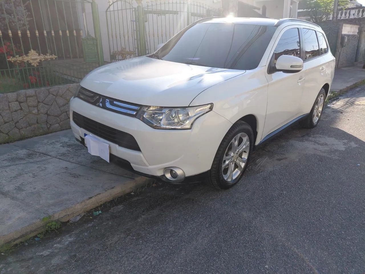 Mitsubishi Outlander 2.0 16V 160CV AUT. 2014