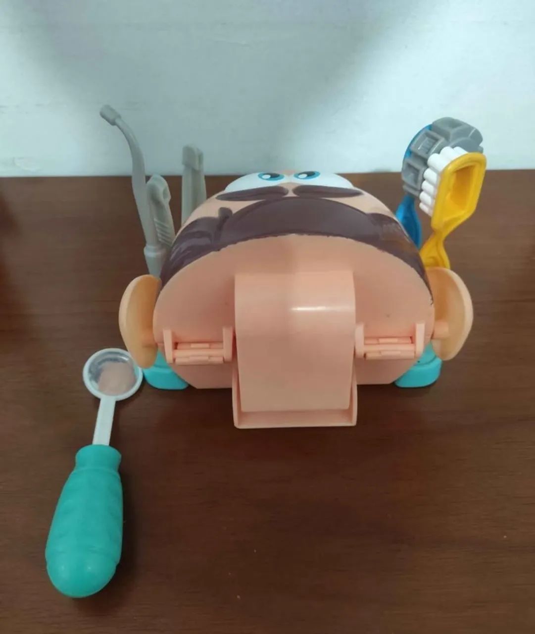 Brinquedo Play Doh original boneco dentista e acessórios - Foto 5