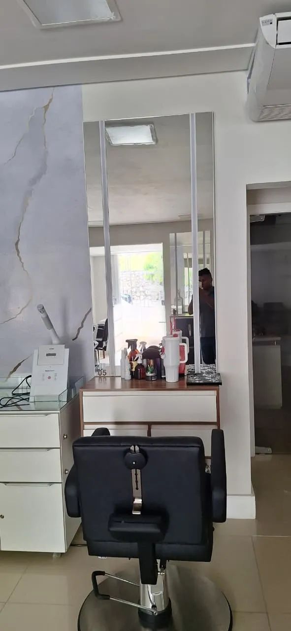 ALUGO CADEIRA DE CABELEREIRO  - Foto 3