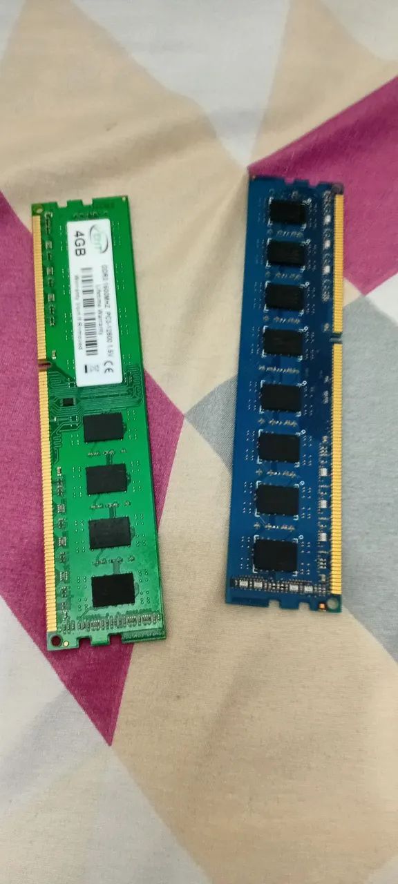 Memoria ram 2 pentes de 4gb ddr3 - Foto 2
