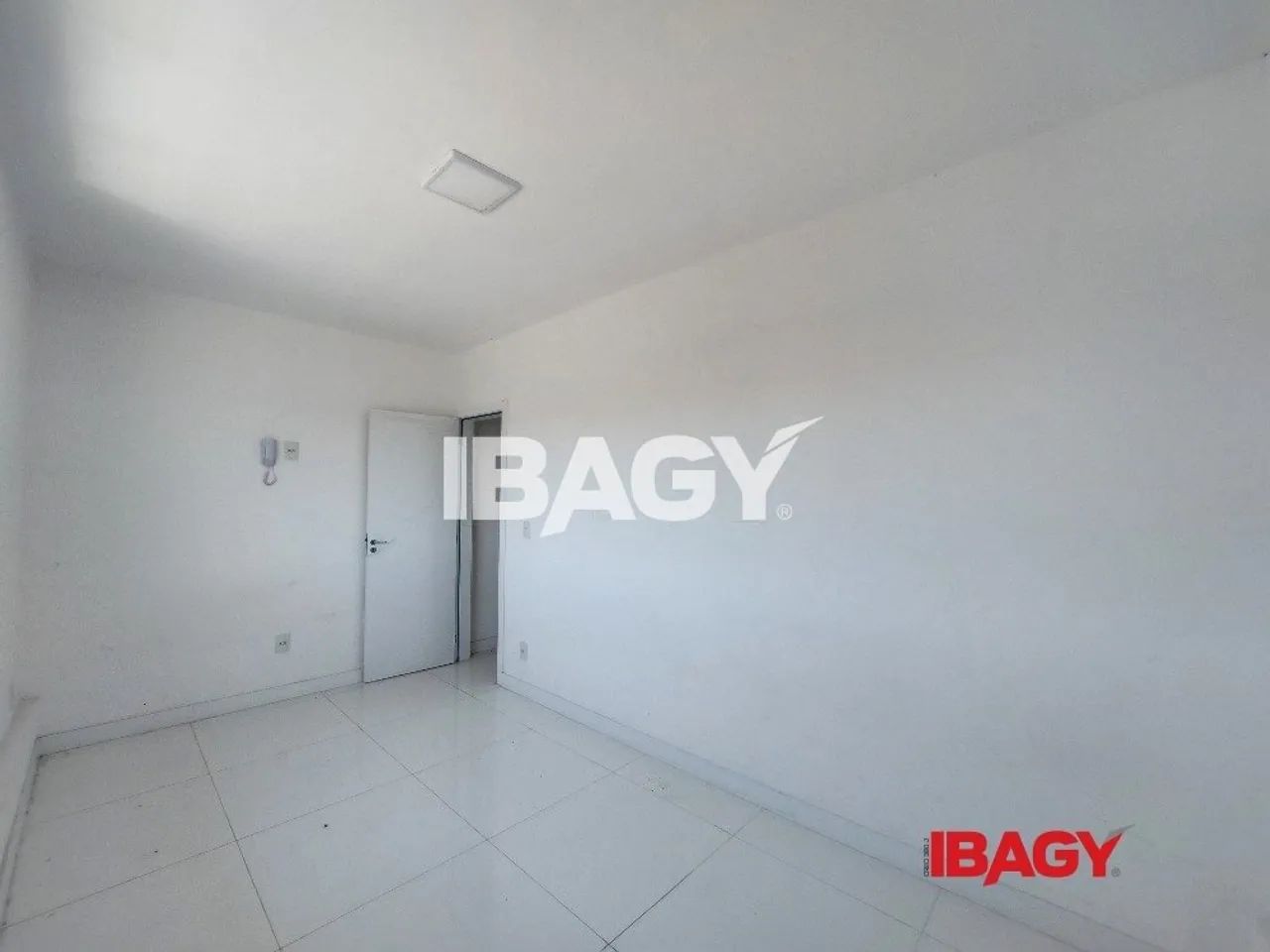 Excelente Apartamento 2 dormitório(s) em Capoeiras - Florianópolis - Foto 4