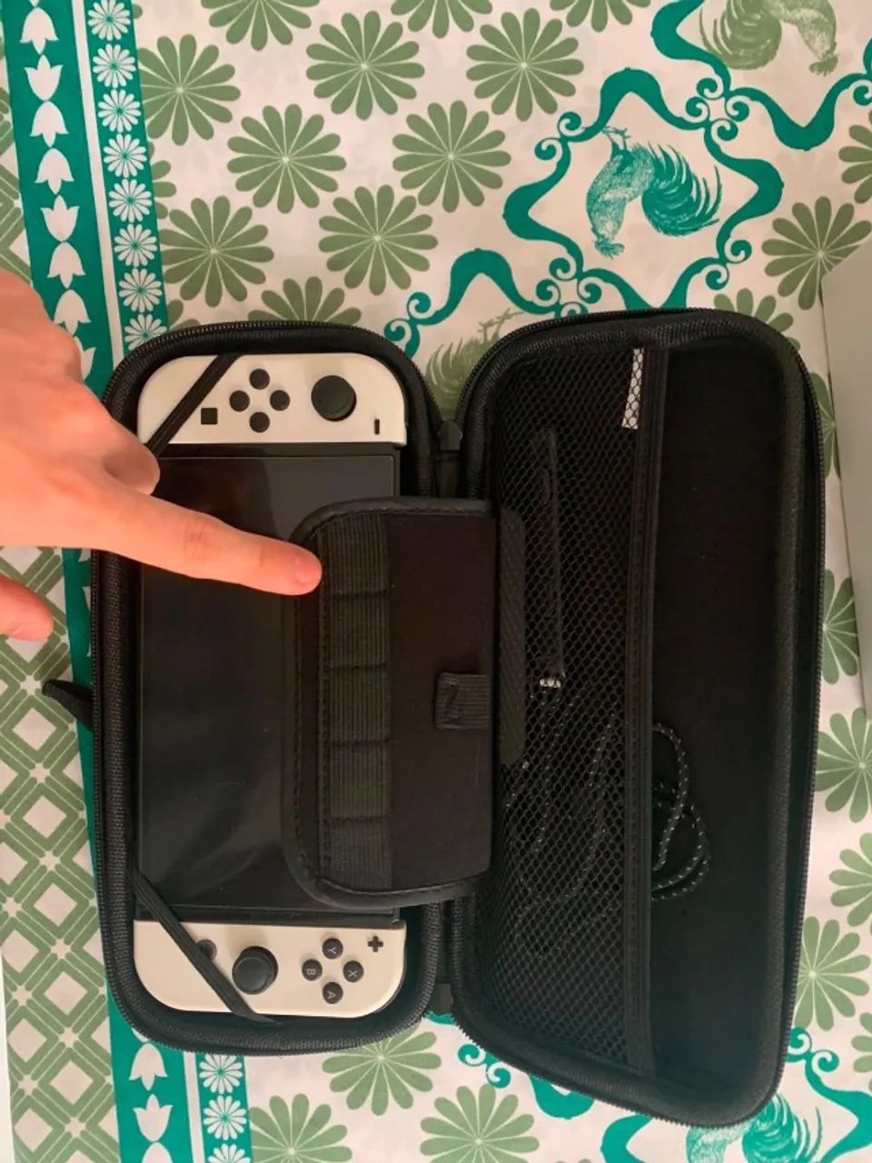 Nintendo Switch OLED Branco - Completo, Caixa Original e Excelente Estado - Foto 4