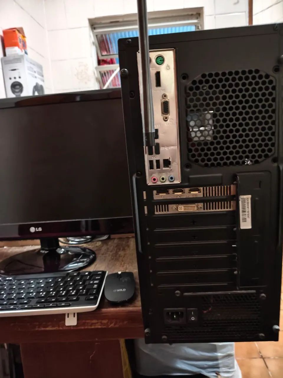 Vendo computador Intel Core i7 16 GB RAM vídeo 2 GB SSD 120 GB HD 1 TB monitor 21,5''