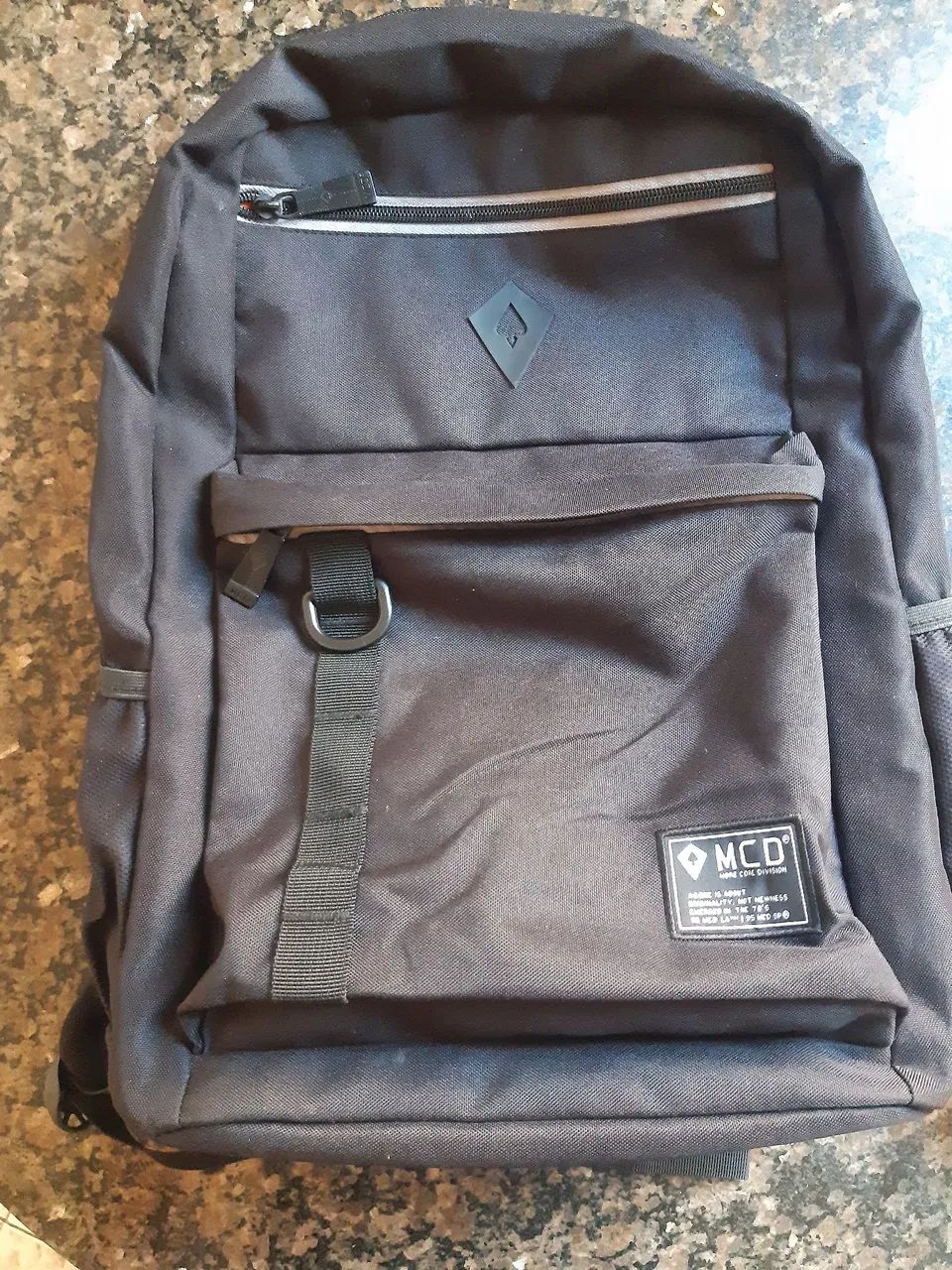 Mochila MCD, impecável, 1 mês uso