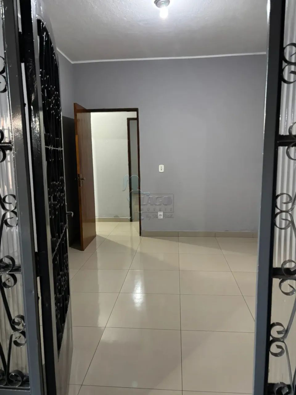 Casa de 80m² com 02 quartos para locação - Pradópolis - Foto 2