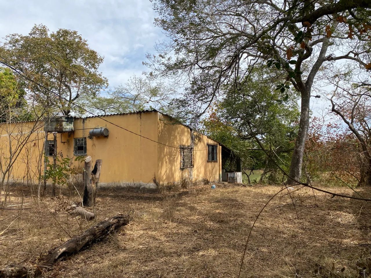 Rancho de pesca em Buritizeiro MG distrito de paredão de minas - Foto 4