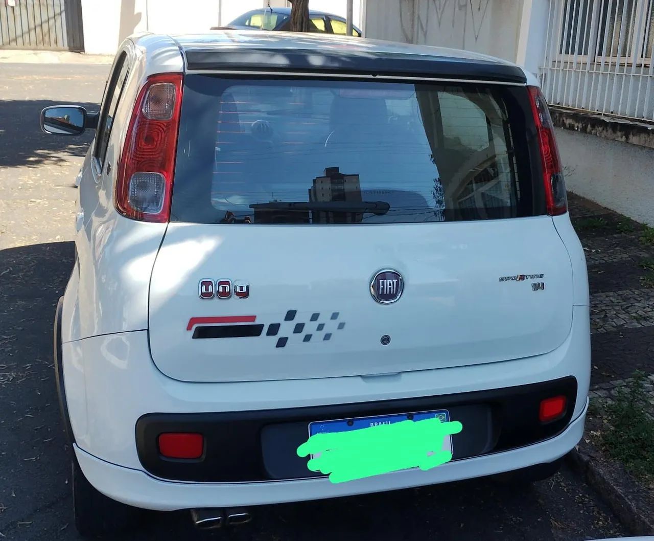Fiat Uno Sporting 1.4 EVO Fire Flex 8V 4P 2012 - Foto 4
