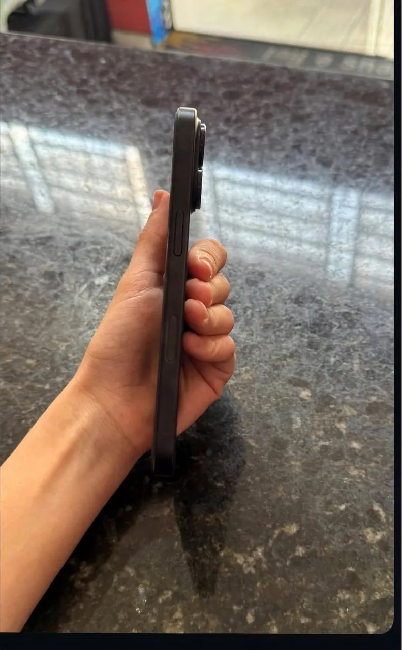 IPHONE 16 - Foto 2