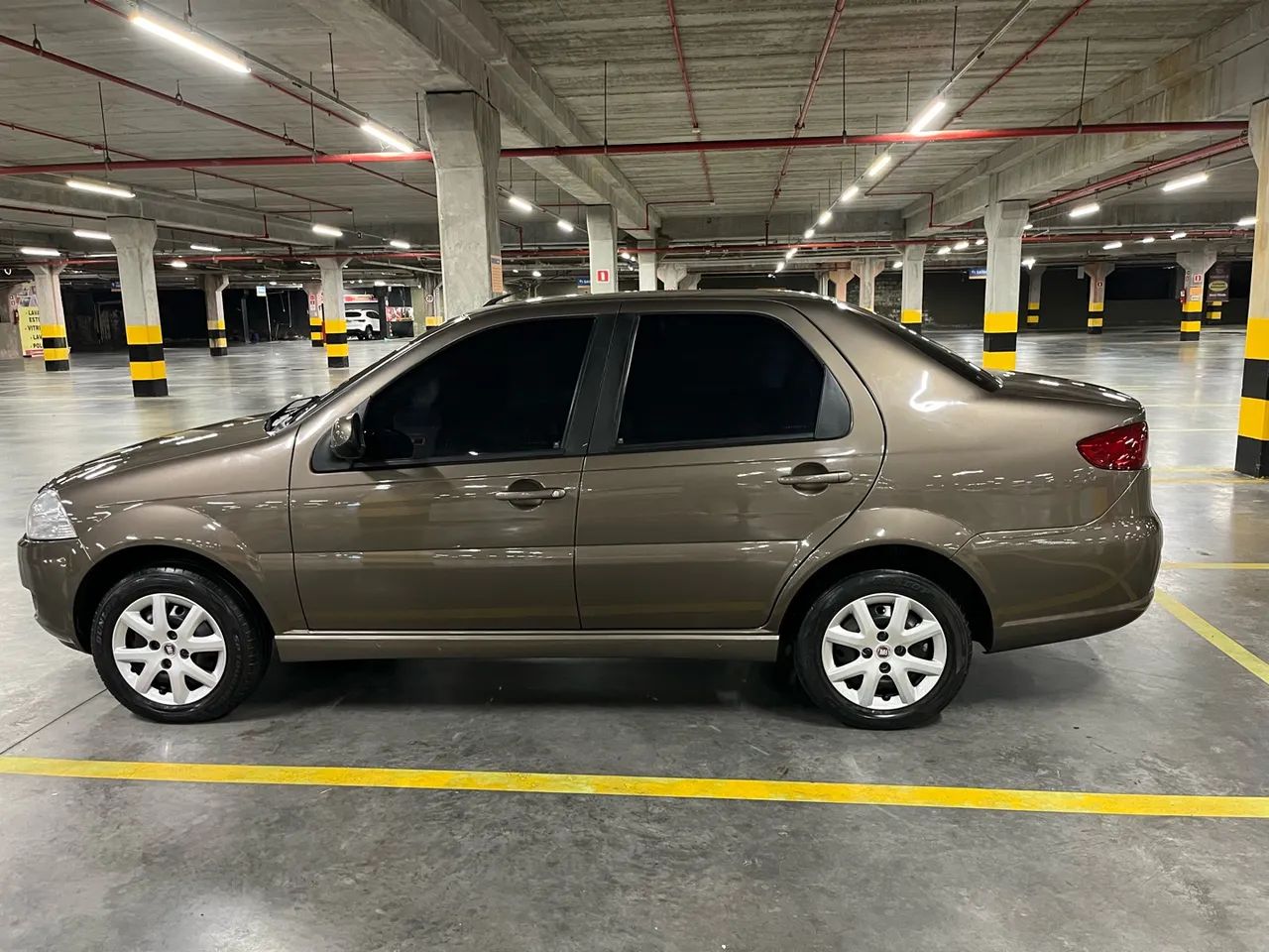 Fiat Siena 1.0 8V 2015