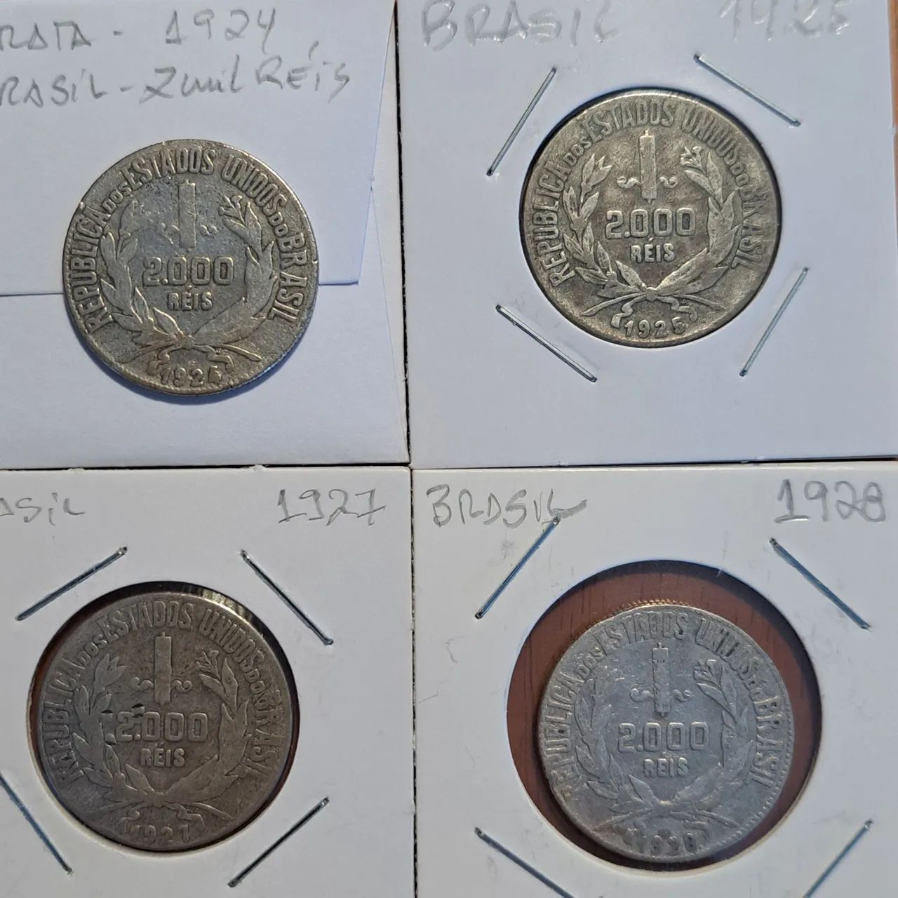 8 Moedas de prata 2000 Réis de 1924 a 1931 bem conservadas de colecionador - Foto 3