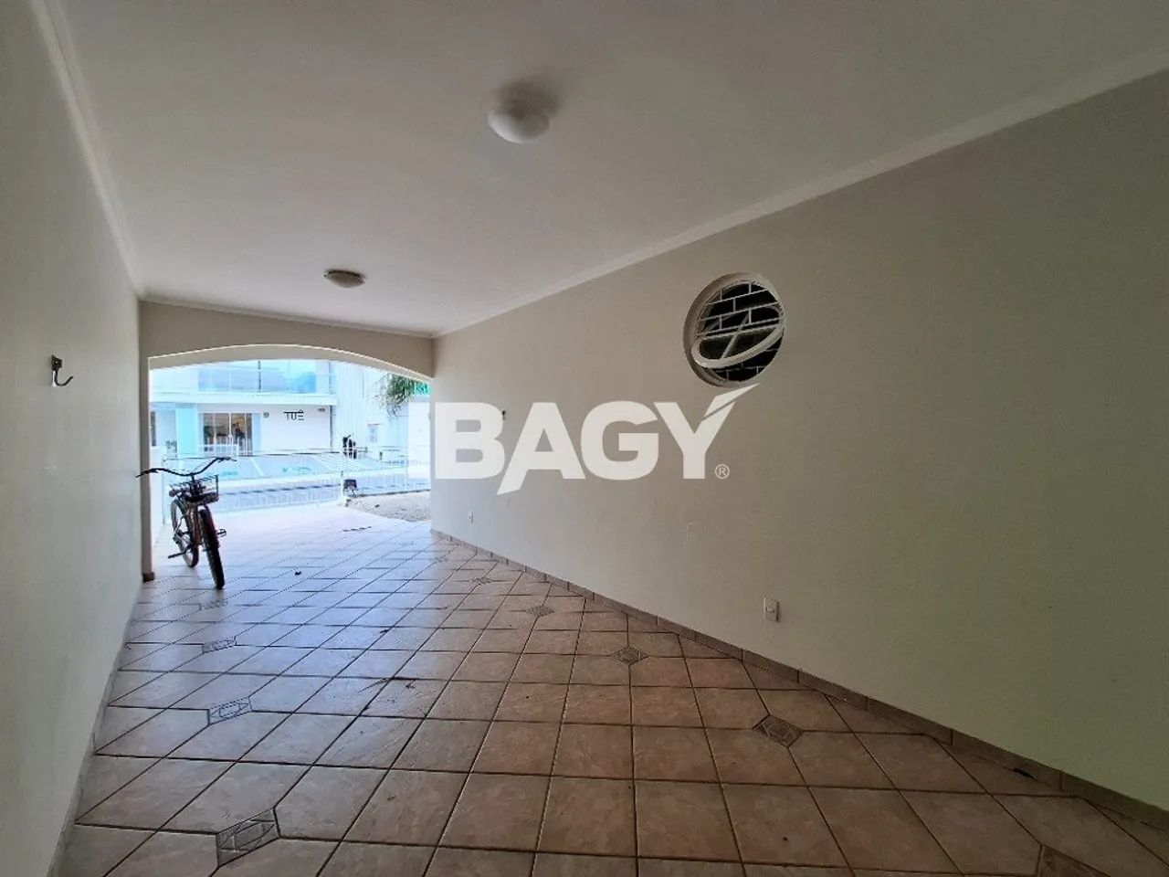 Excelente Casa 3 dormitório(s) em Centro - Biguaçu - Foto 3