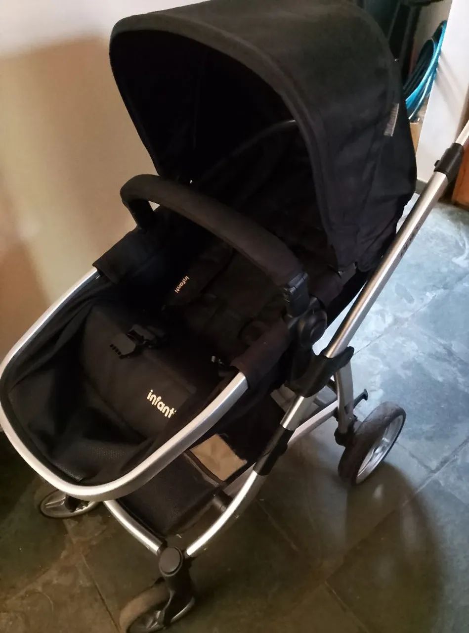 Carrinho de bebê com bebê conforto  - Foto 2