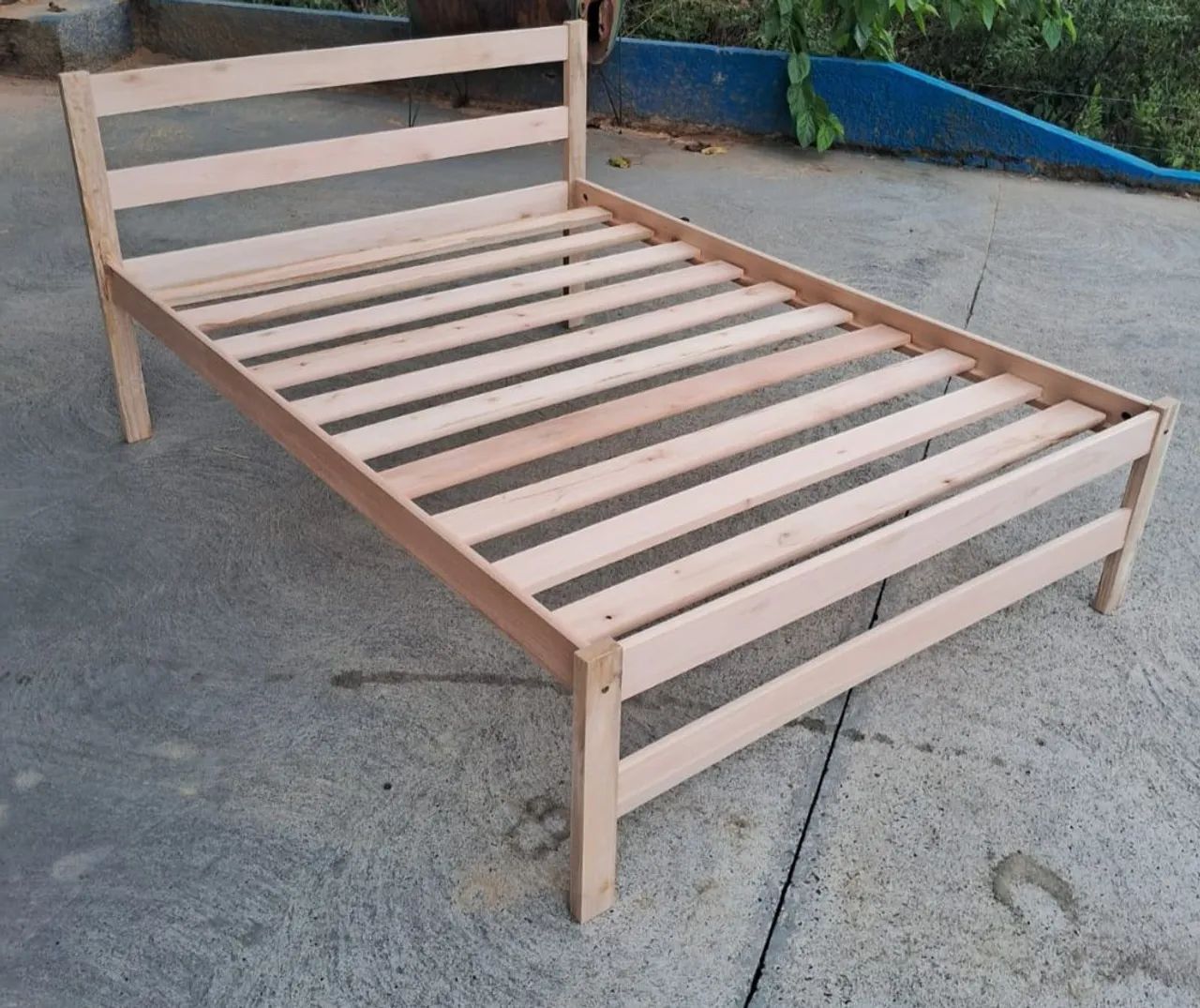 Cama de casal NOVAS eucalipto reforçado 