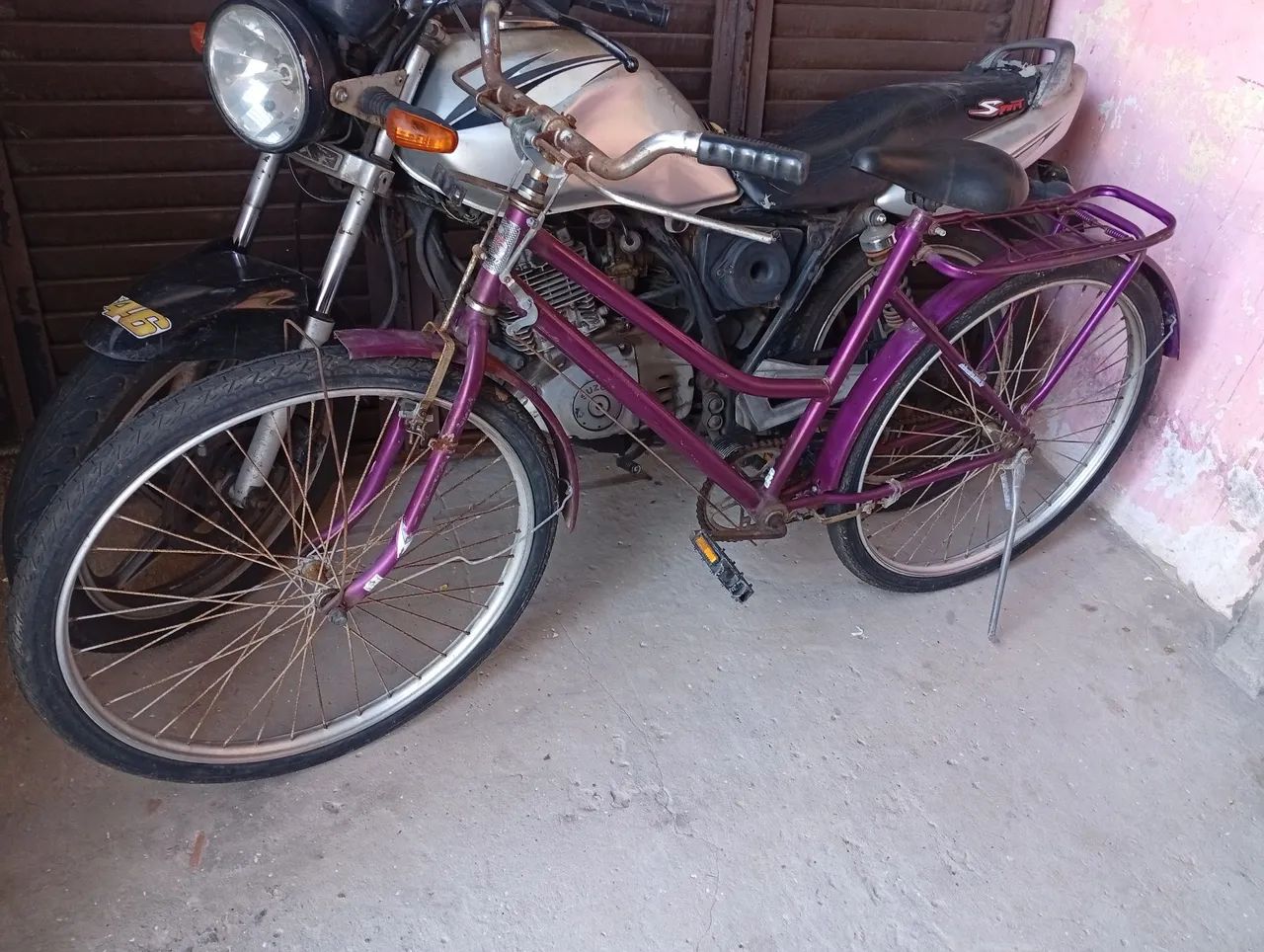 Vende-se ou troca uma bicicleta ?