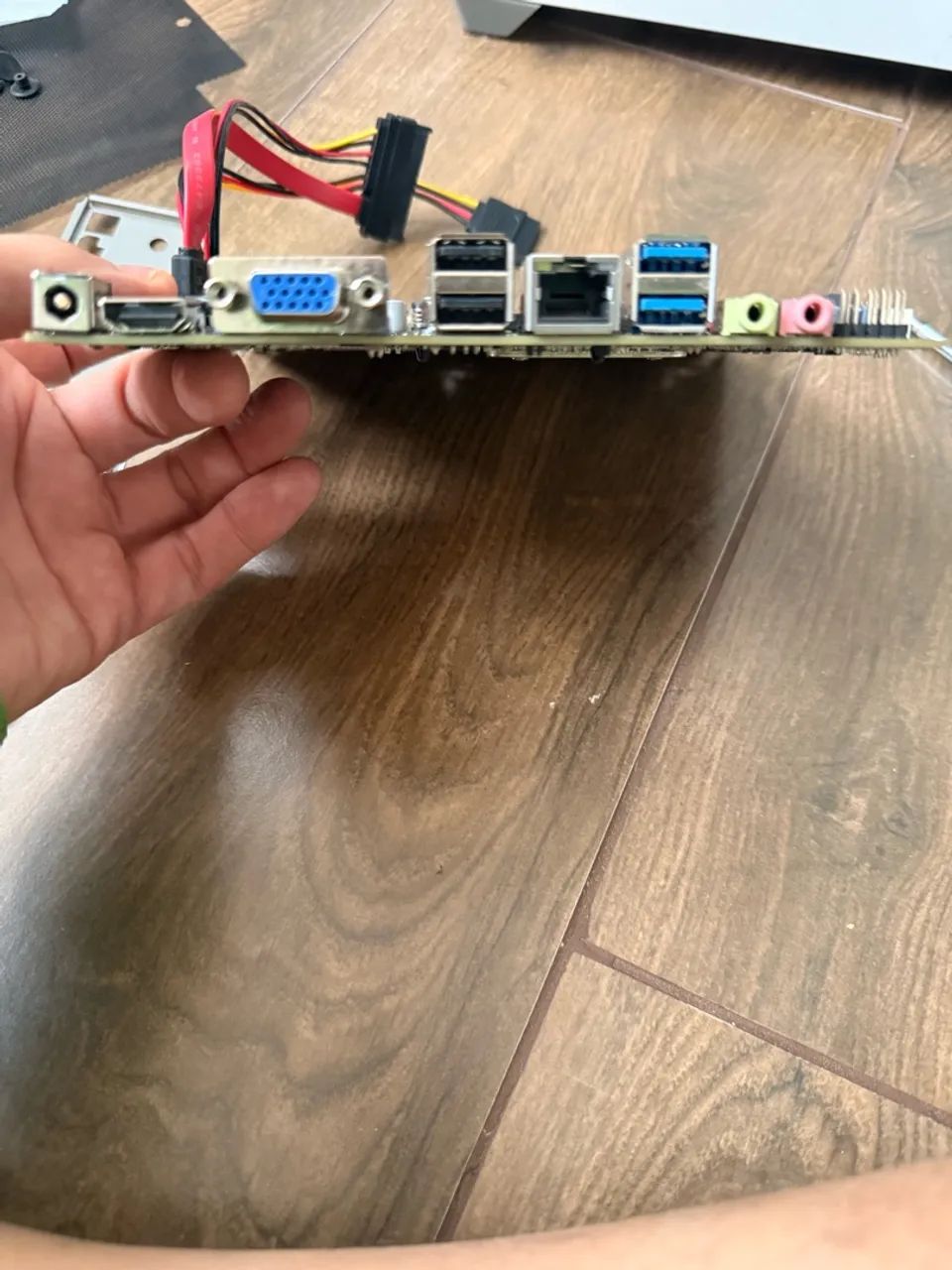 Placa mãe ECS H610H7 - TI5 - Foto 2