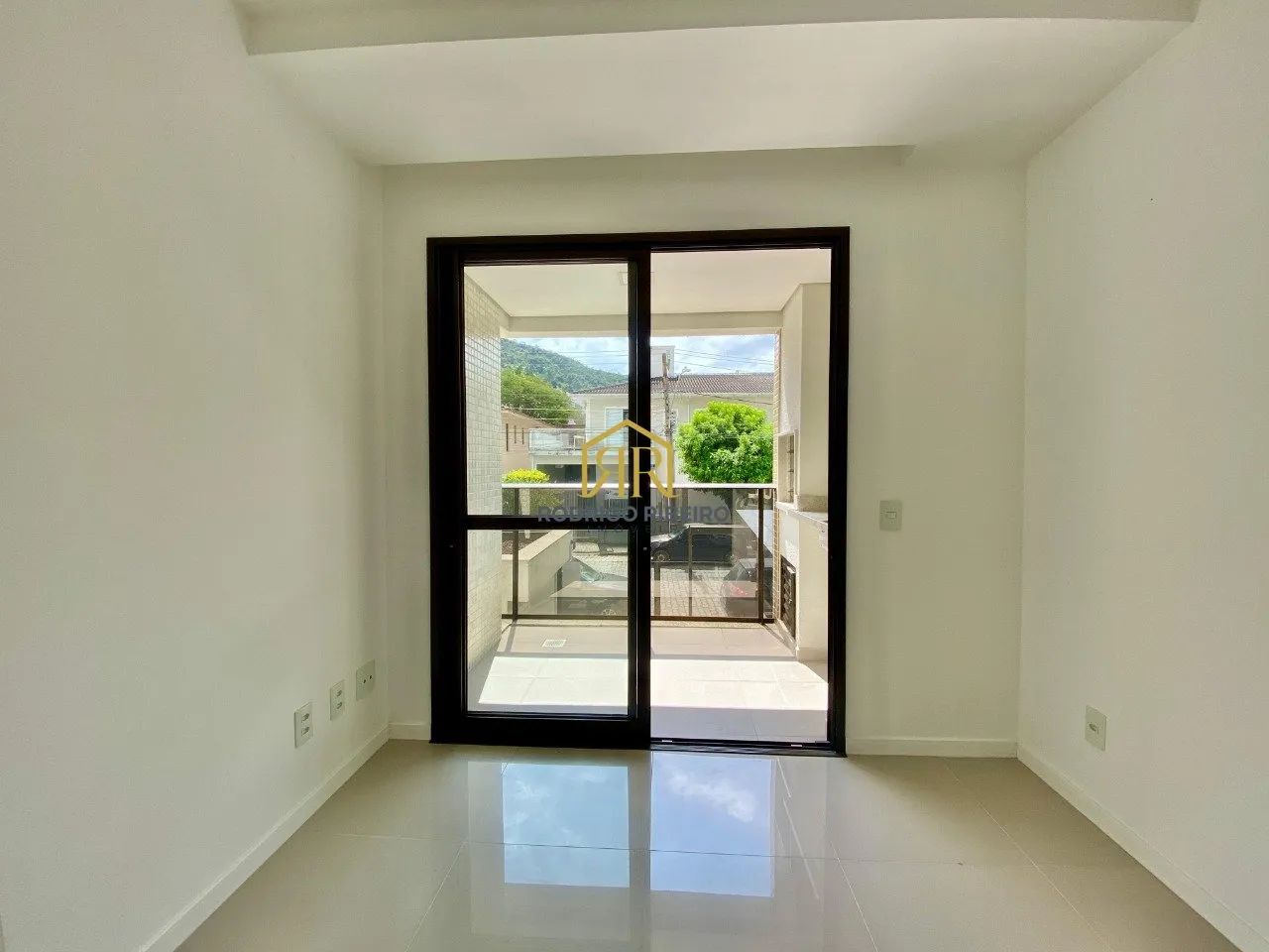 Apartamento garden com 143 m² privativos- Trindade - Foto 3