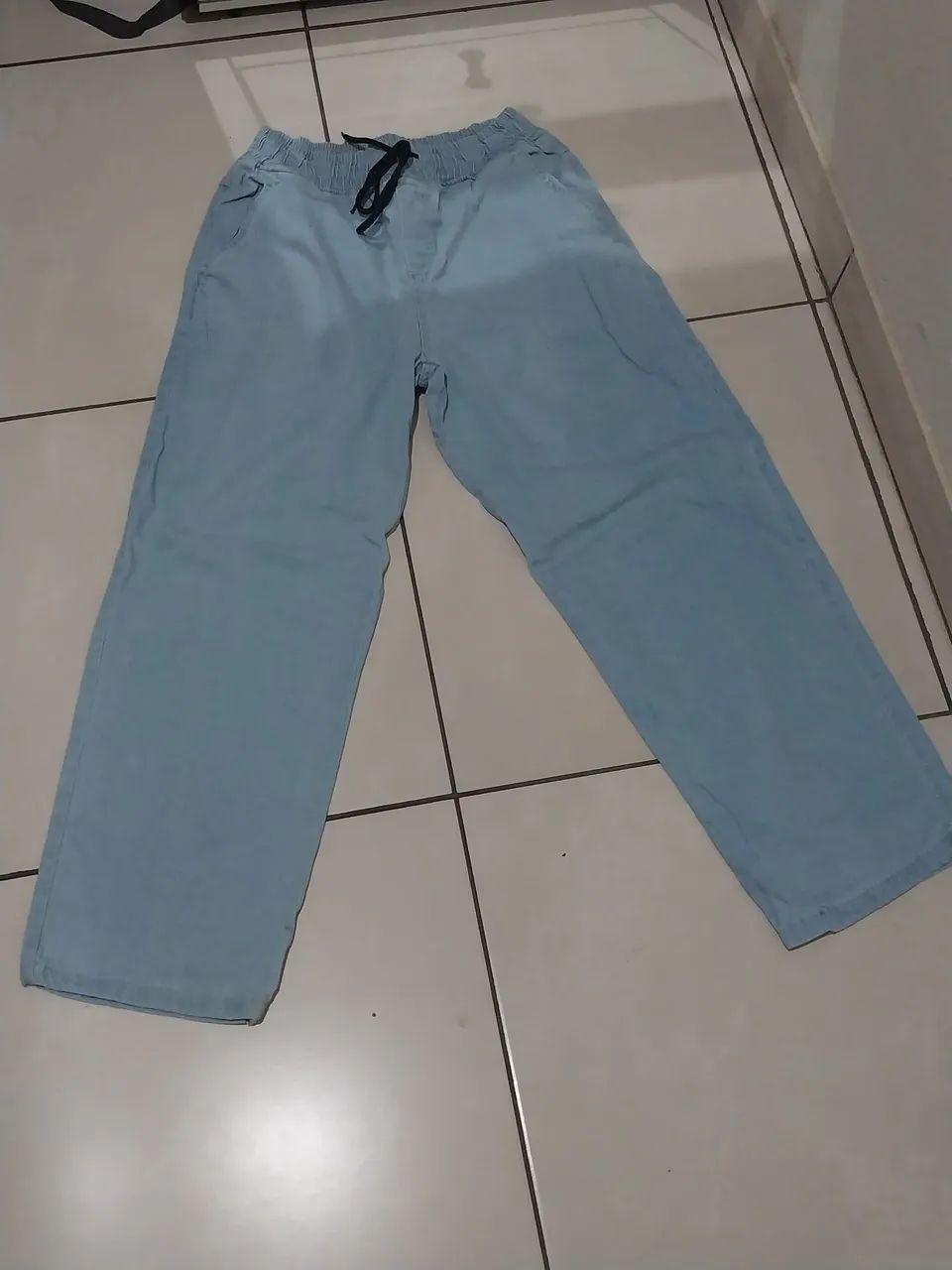 Vende-se/ Calça jeans 