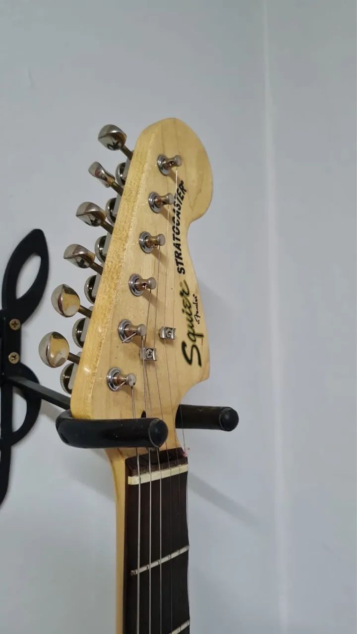 Guitarra squier vintage