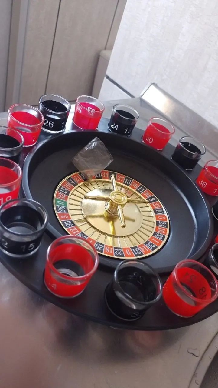 Jogo de shot 18+ - Foto 2