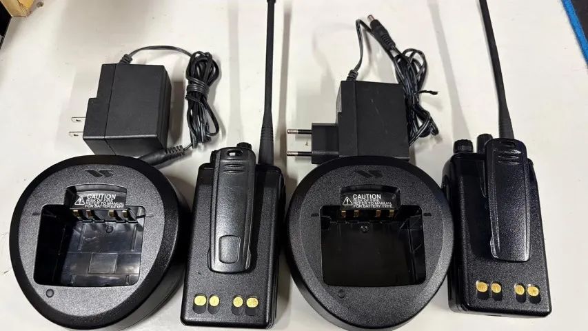 Par de rádios vertex UHF VX-261 - Foto 3