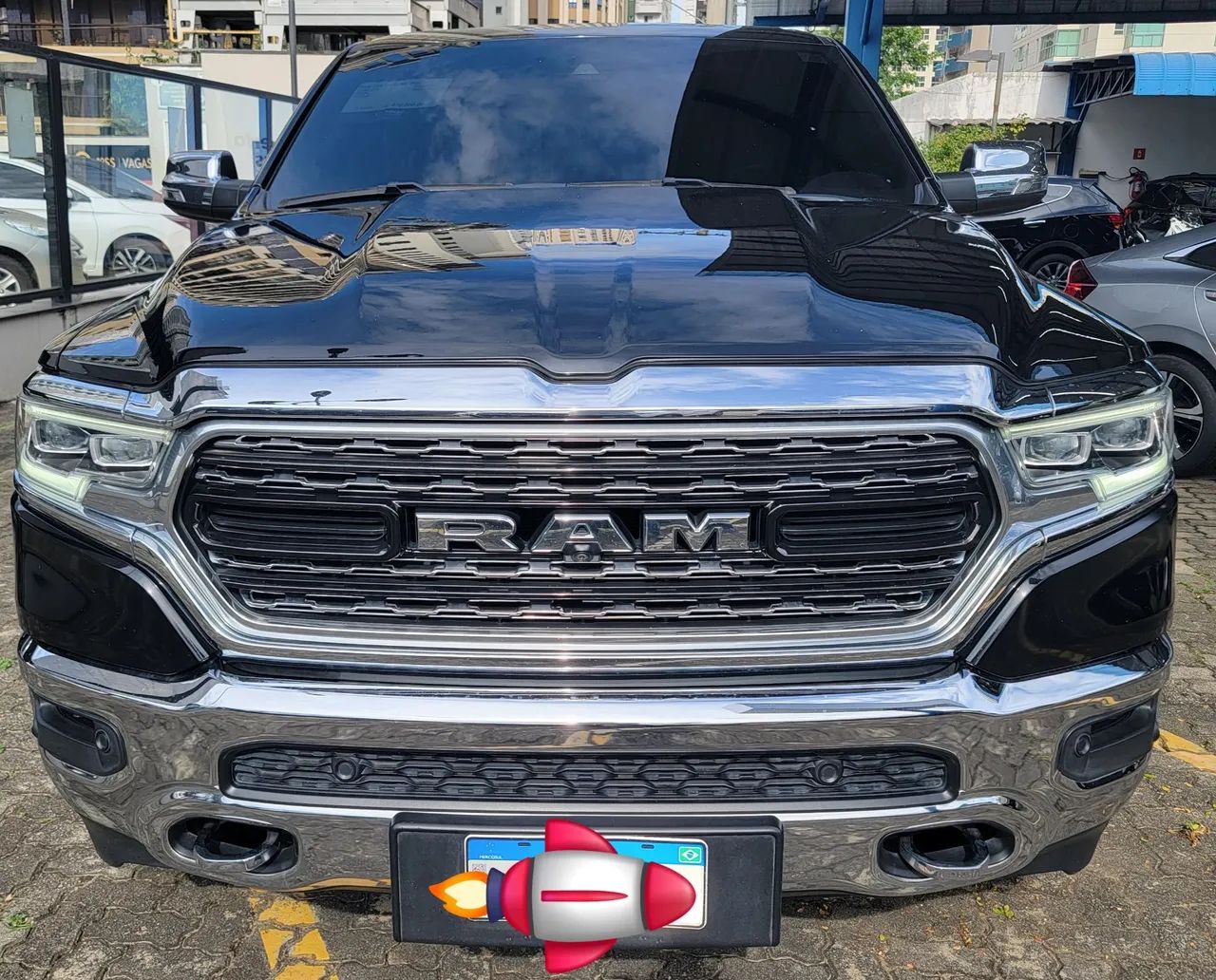 Ram 1500 1500 LIMITED 5.7 CD 4x4 Aut. 2024