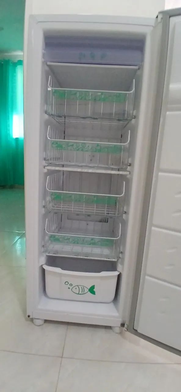 Freezer Consul Vertical 121 litros - Foto 2