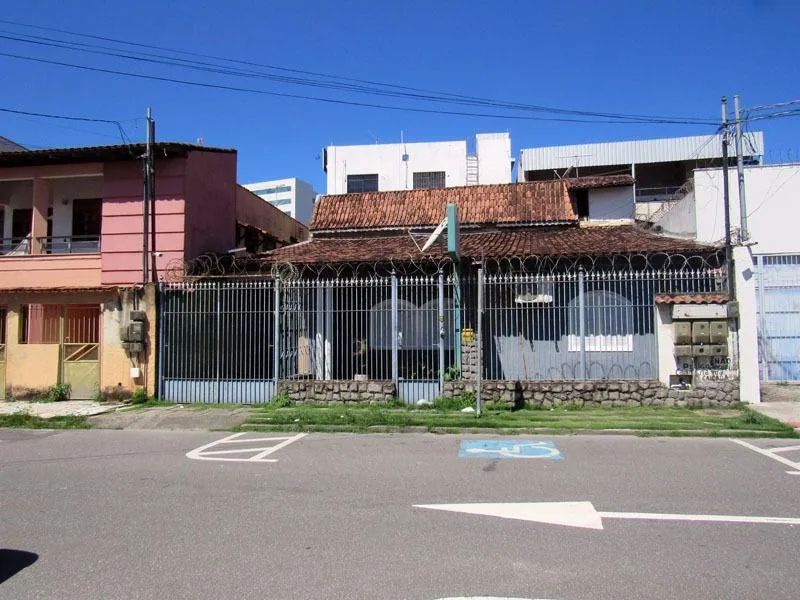 Ponto Comercial em Laranjeiras, com 5 dormitórios, 4 banheiros - Foto 2