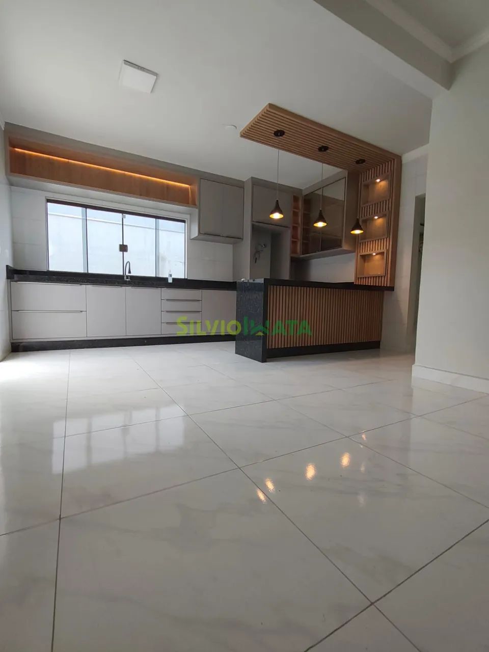 Casa à Venda em Marialva | 3 Quartos | Próxima ao Centro - Foto 2
