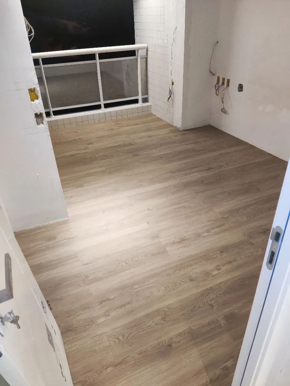 serviços de pisos vinílicos - Foto 2