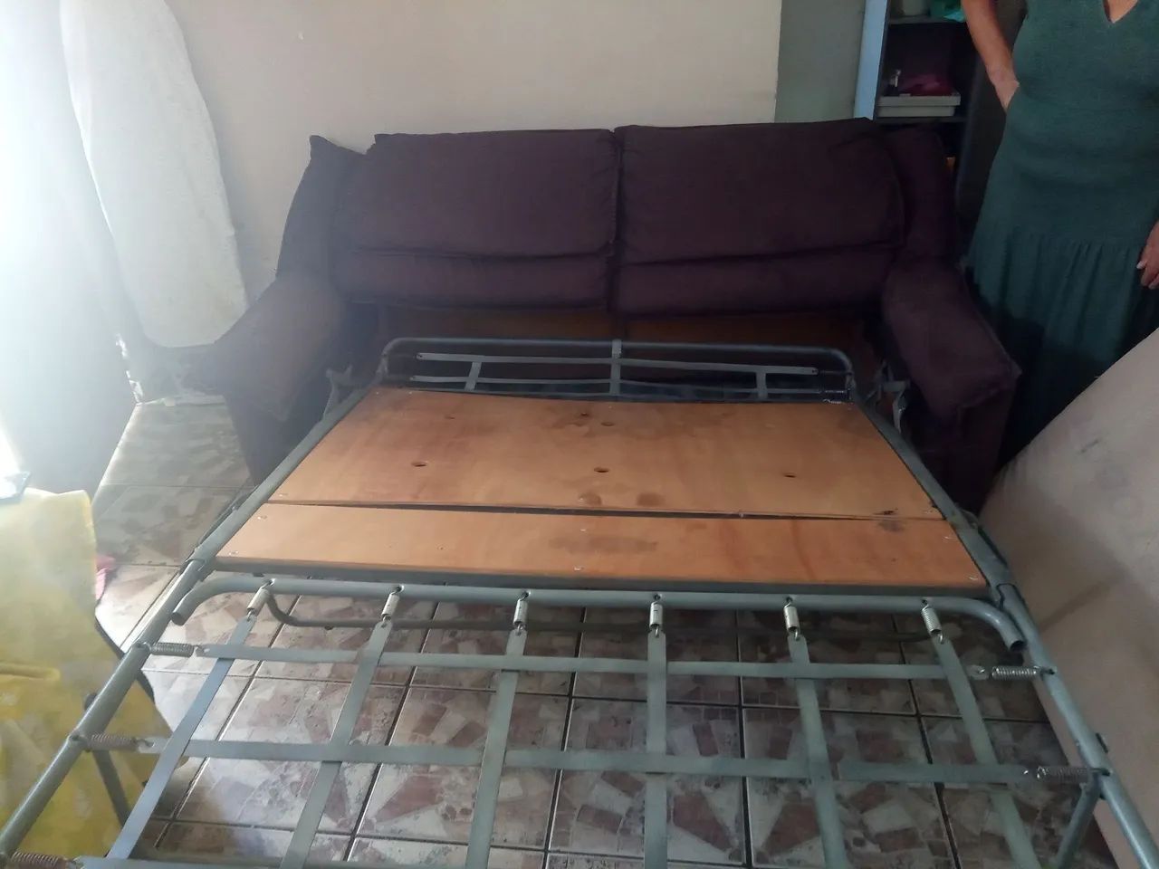 Vendo uma sofá cama pouco usada, retirar no local 