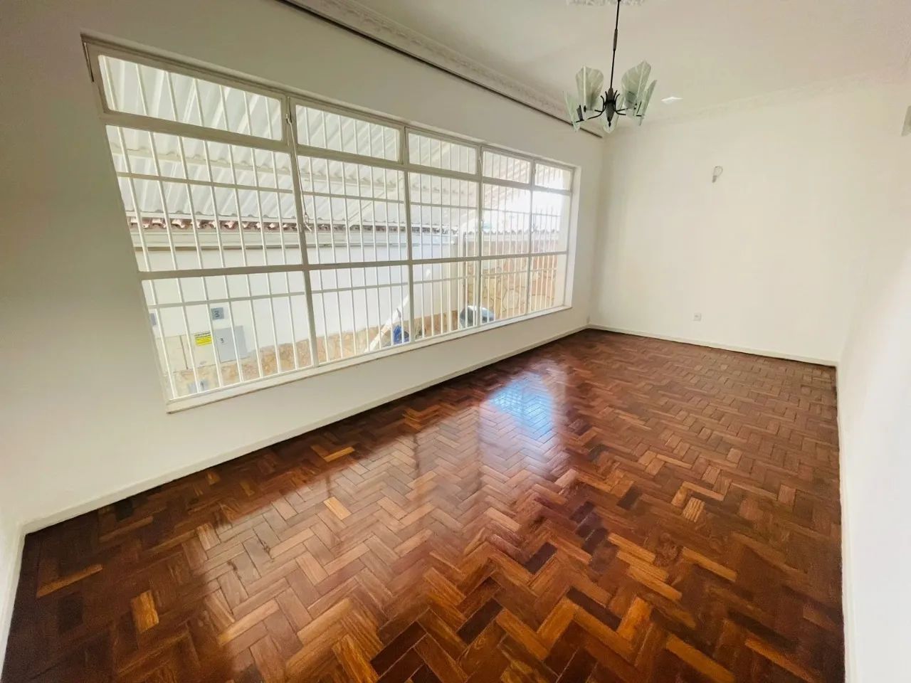 Casa de 4 quartos no Bairro renascença em belo Horizonte - Foto 2