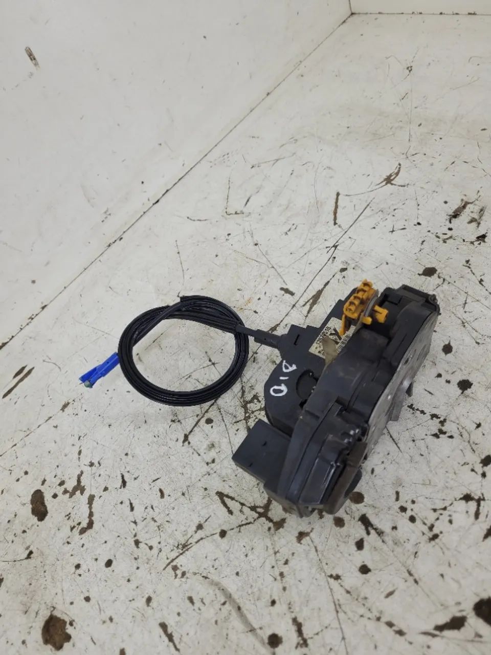 Fechadura Porta Dianteira Direita Chevrolet Cruze 2015 - Foto 4
