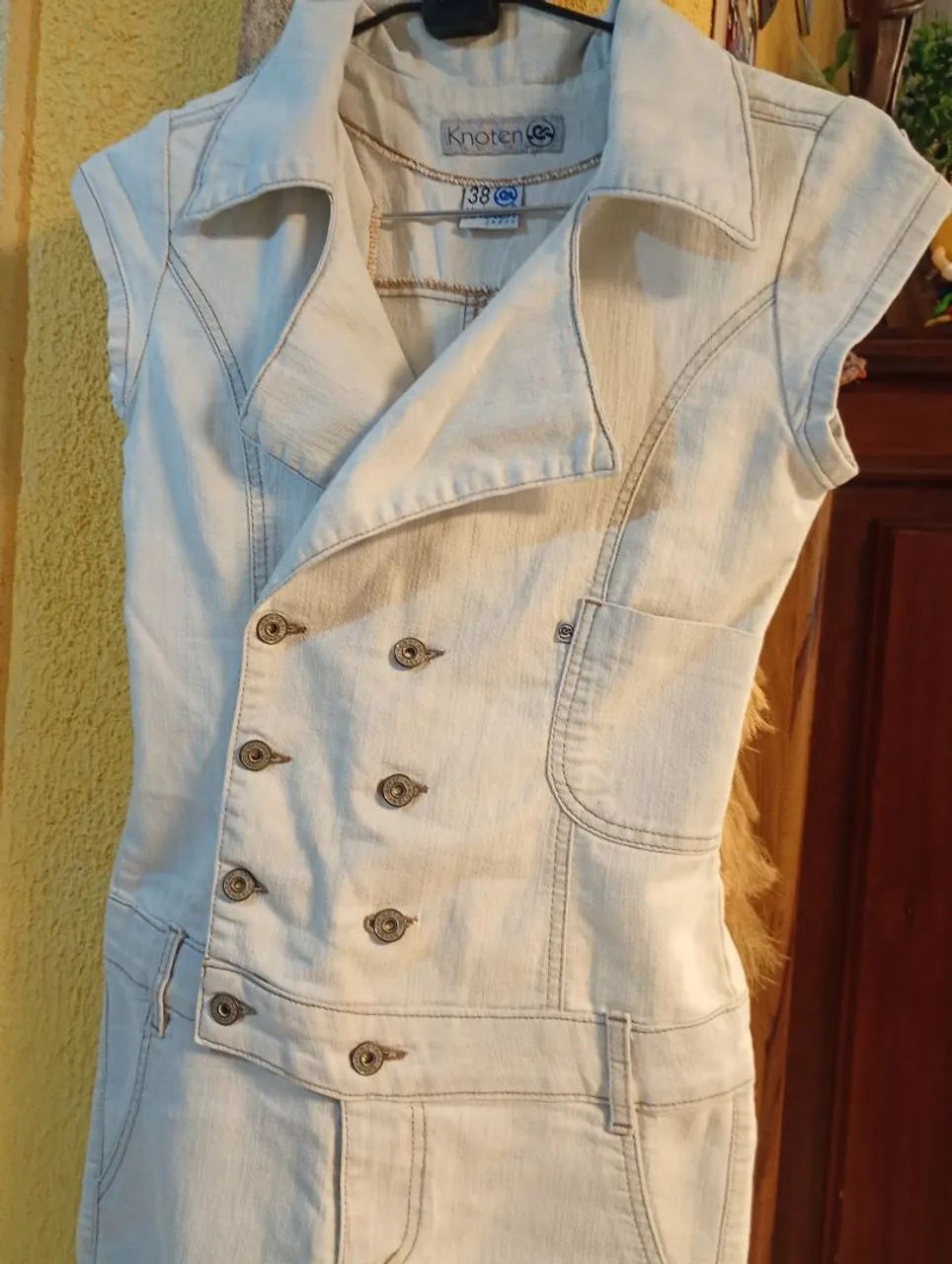 Macacão jeans feminino 38 - Foto 2