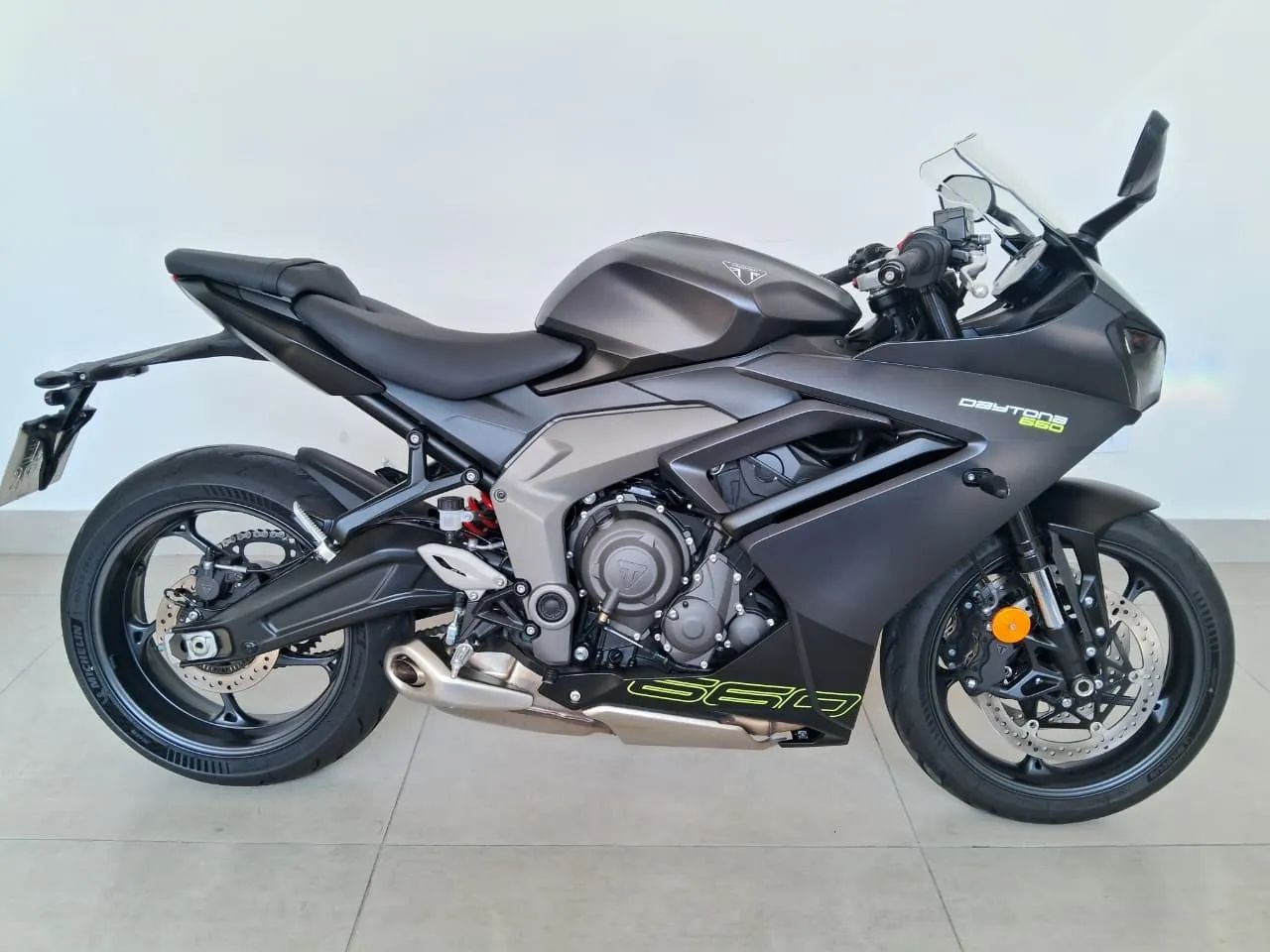Triumph DAYTONA 660 - Foto 5