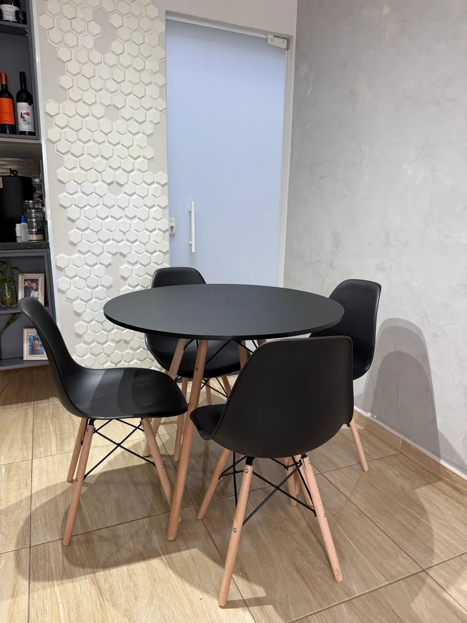 MESA COM CADEIRAS PREÇO DE FABRICA - Foto 2