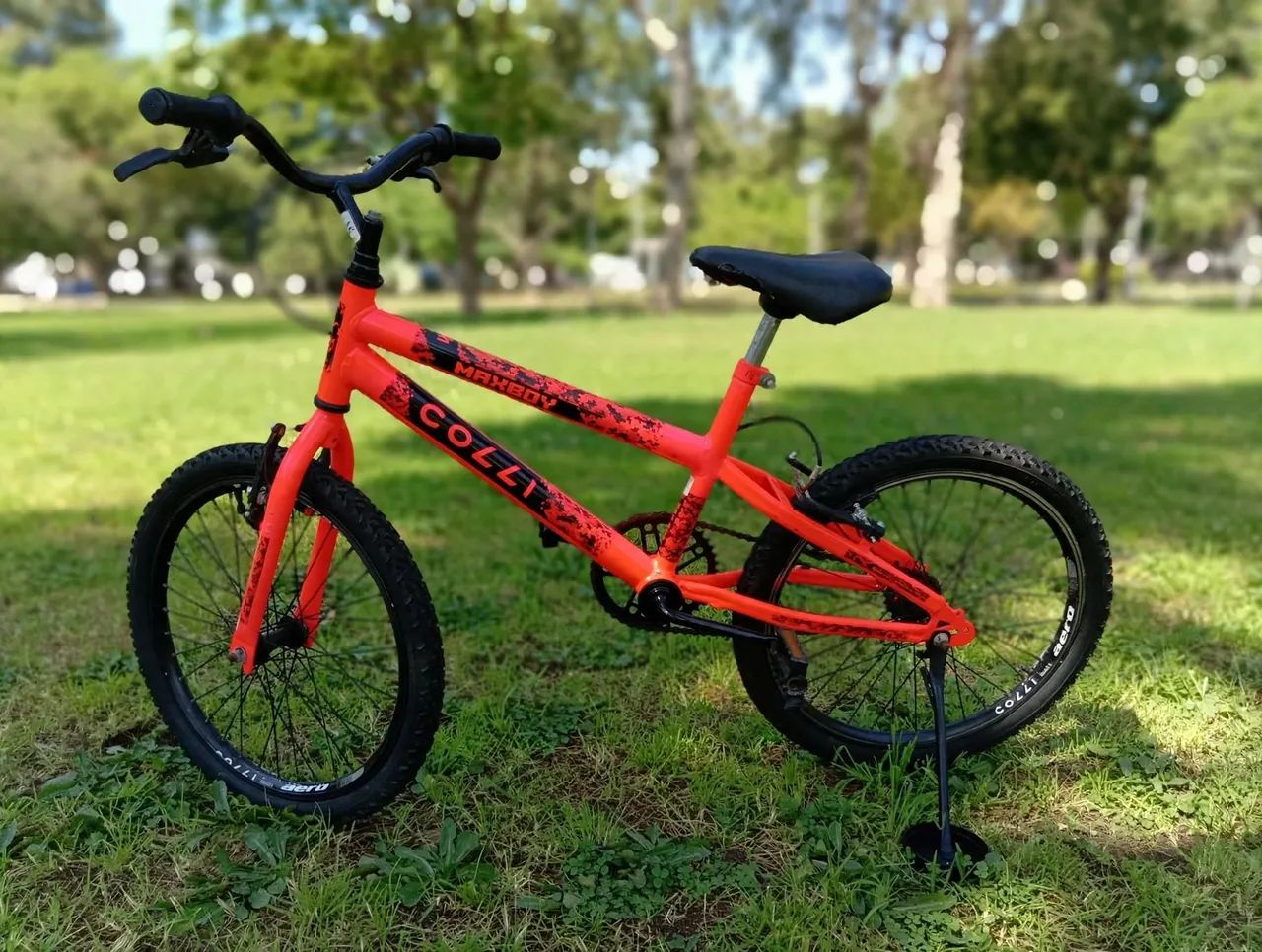 Bicicleta infantil IMPECÁVEL  - Foto 3