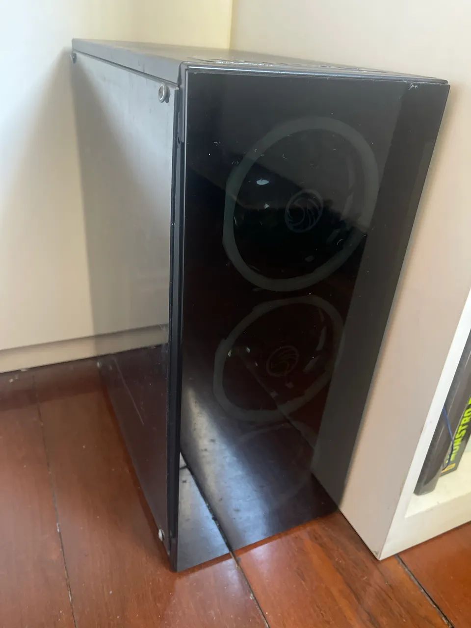 Gabinete pc gamer