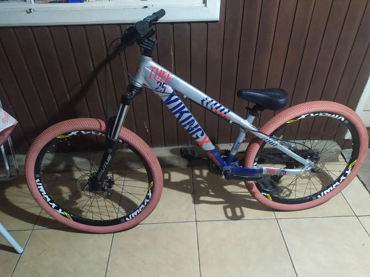                                 VENDO VIKINGX 