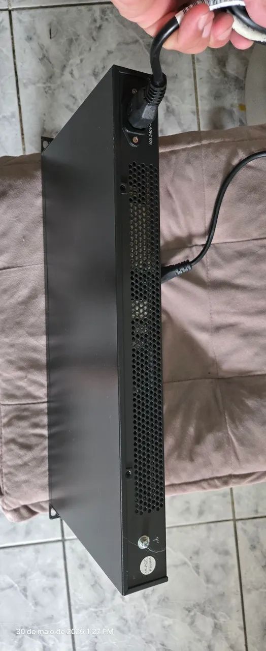 Switch Tp-link TL-SG1048 - Foto 5
