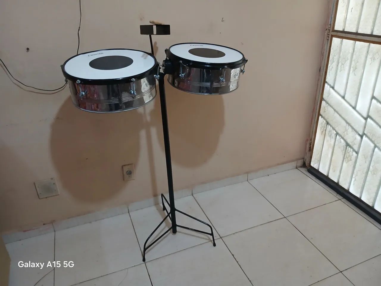 Timball completo com tripé e baquetas  - Foto 5