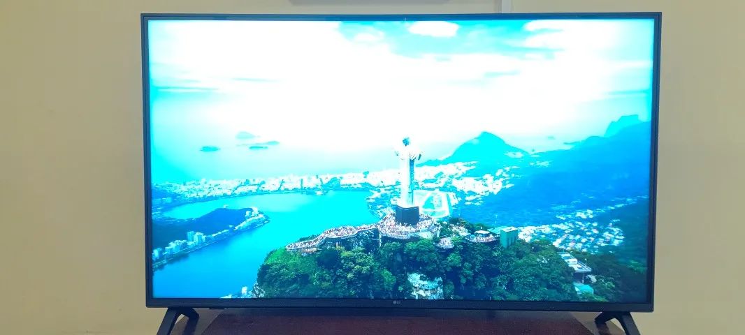 Super Oportunidade - TV LG 43 Polegadas - Modelo UHD 4K 43UA7500PSA - Nova com Nota Fiscal - Foto 2