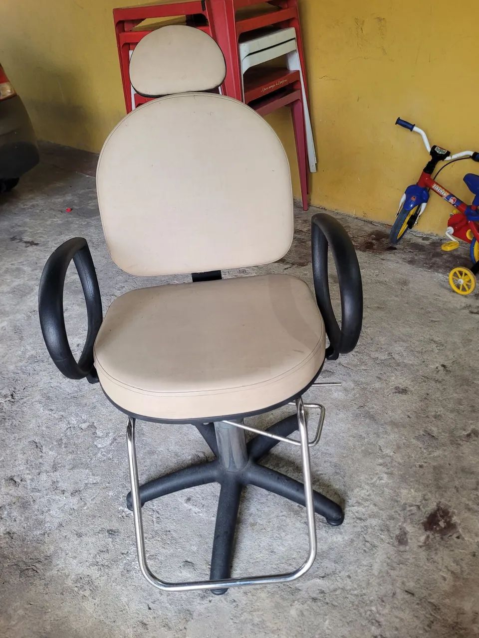 Cadeira de barbeiro  - Foto 3