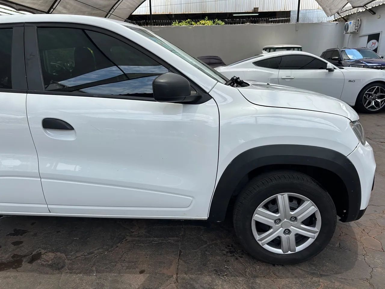 Renault Kwid Zen 1.0 Flex 12V 5P Mec. 2022 - Foto 4