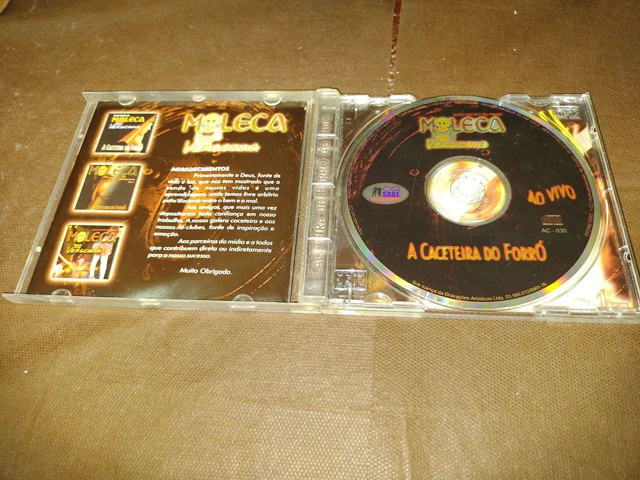 Moleca 100 Vergonha CD de Forró, usado, original. - Foto 2