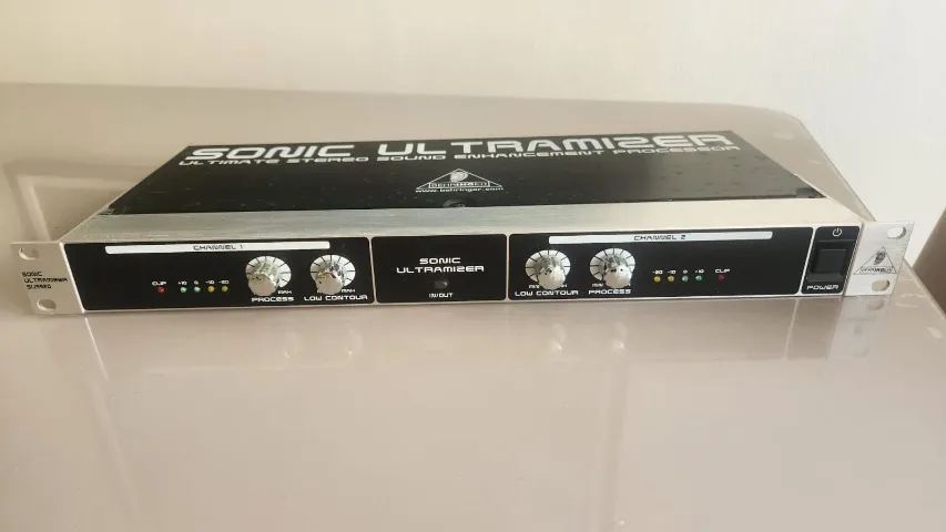 Behringer Sonic Ultramizer SU9920