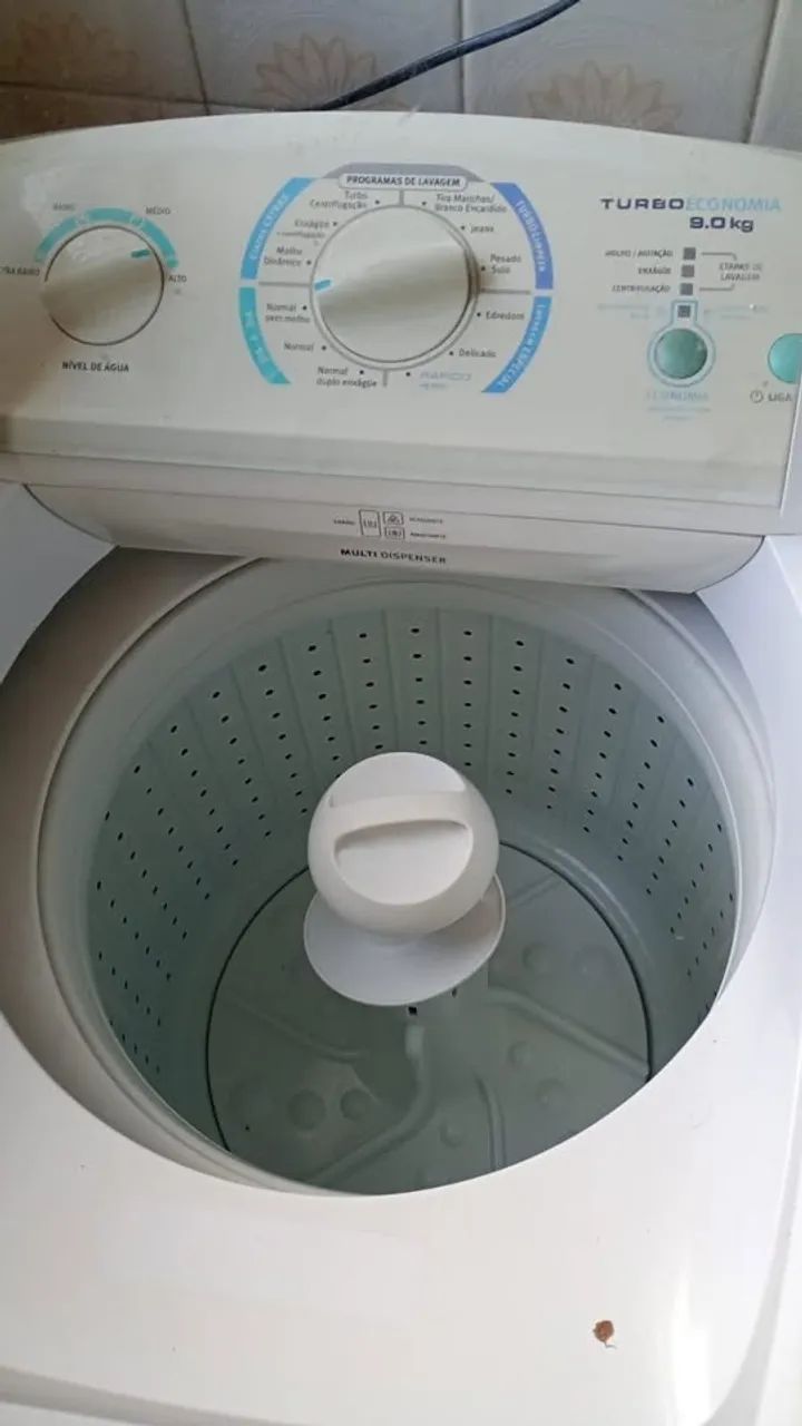 Para roupas cheirosinhas: Máquina de lavar Eletrolux 9 kg - 110V - Foto 2