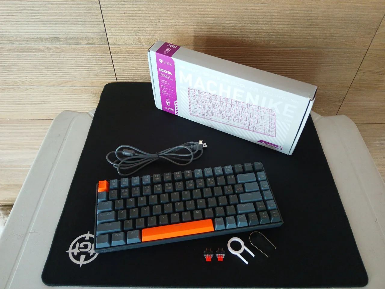Kit Attack Shark x11, Teclado Machenike K500A-B84, Mousepad e fone QKZ ...