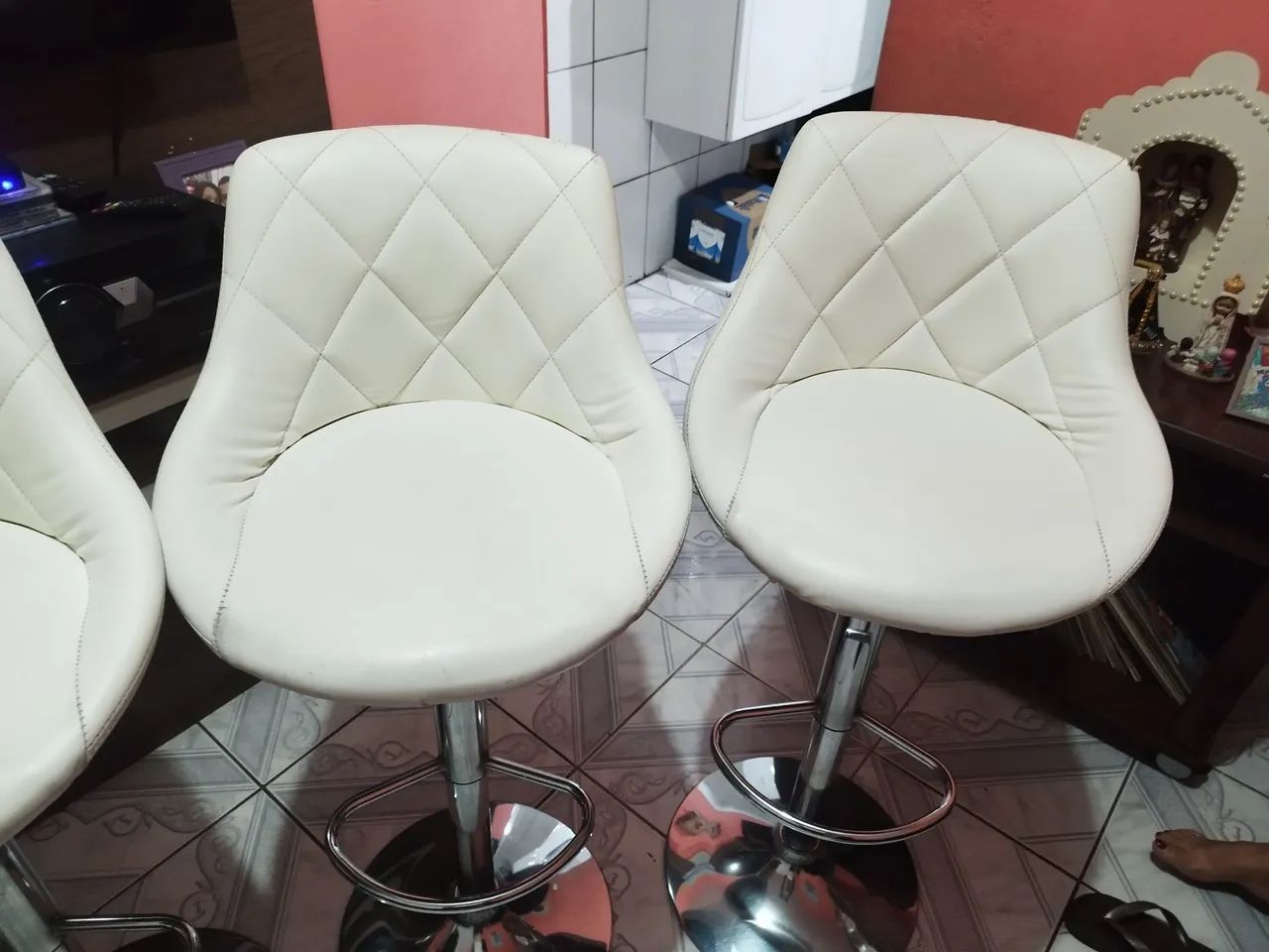 4 banquetas branca - Foto 3